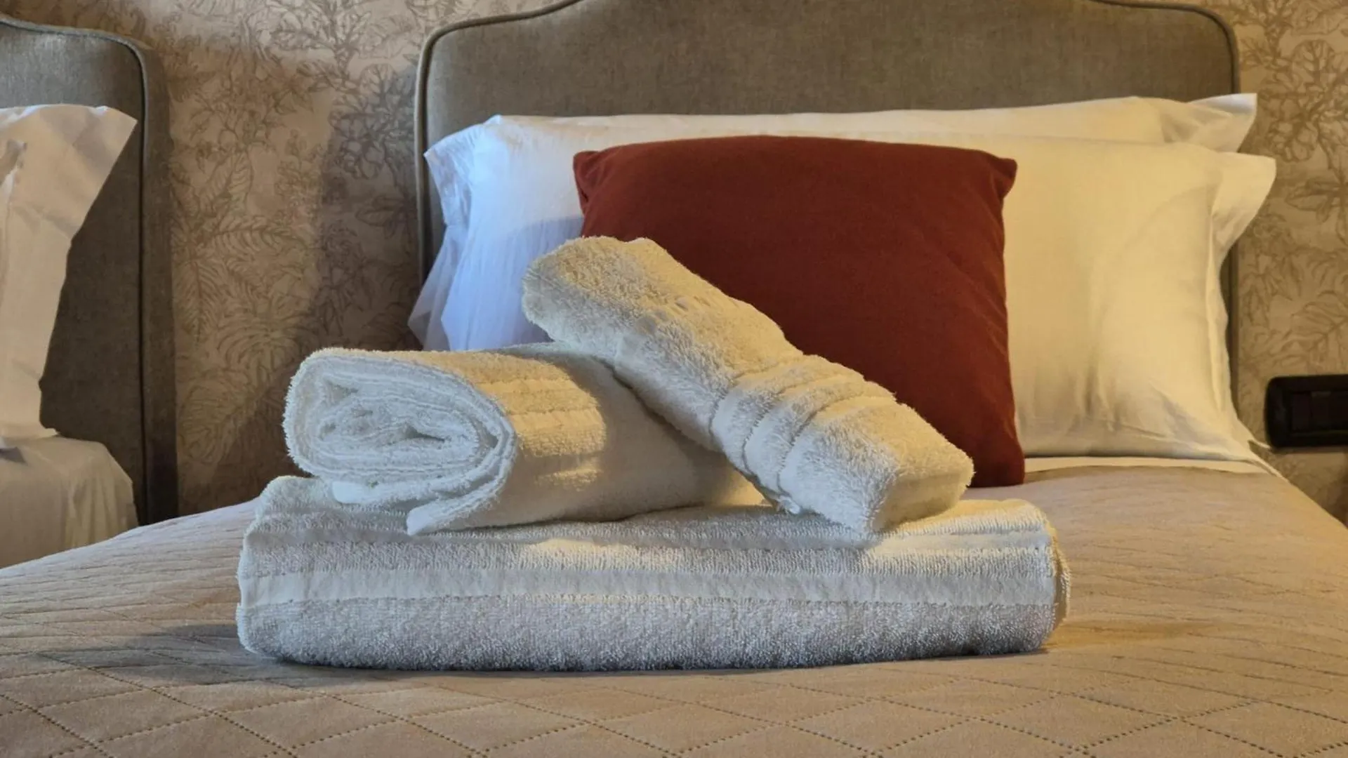Il Bivio Hotel Correggi 0*,  Italy